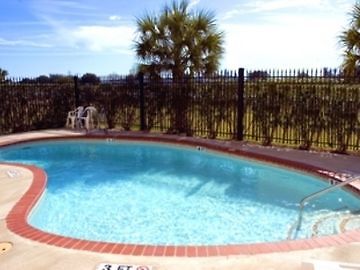 Best Western Clute Inn And Suites Exterior foto